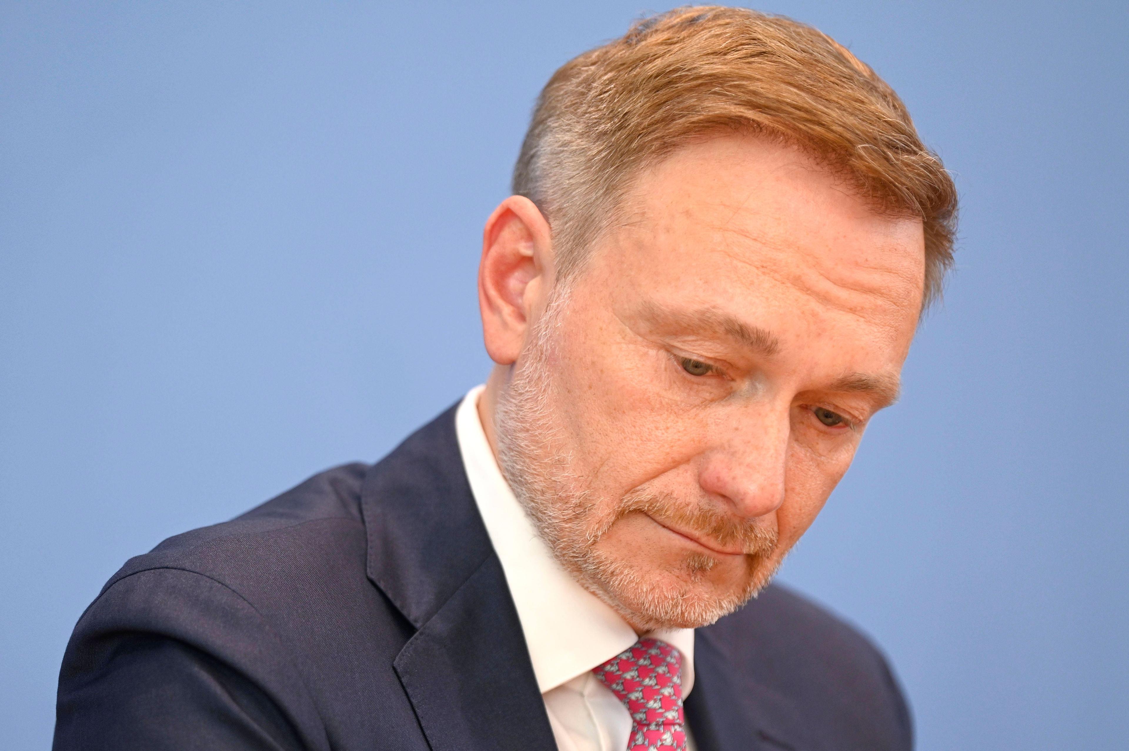 Lindners FDP würde laut aktuellen Umfragen die 5-Prozent-Hürde verpassen.